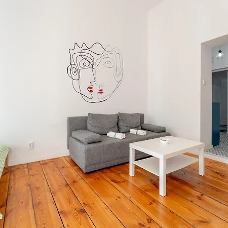 아파트 Apartament Spoko Haukego - Blisko Starego Miasta - By Spaceapart