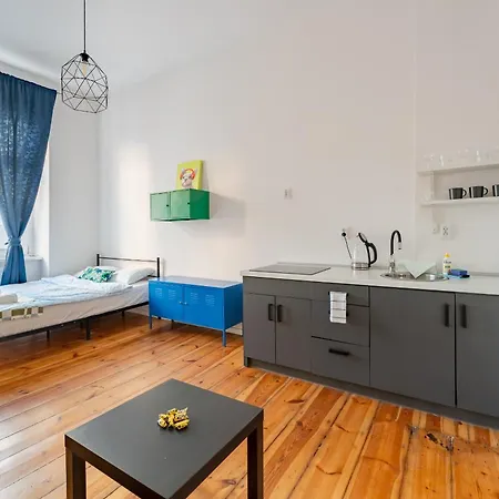 아파트 Apartament Spoko Haukego - Blisko Starego Miasta - By Spaceapart 브로츠와프